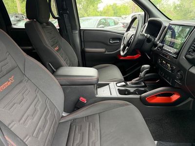2023 Nissan Frontier - Photo 8