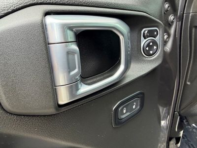 2023 Jeep Gladiator - Photo 19