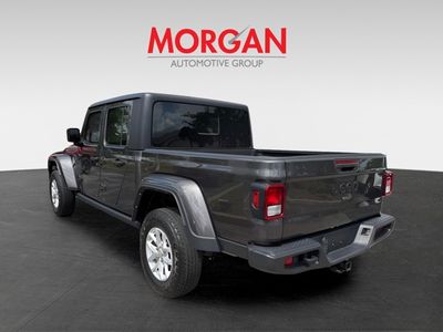 2023 Jeep Gladiator - Photo 4