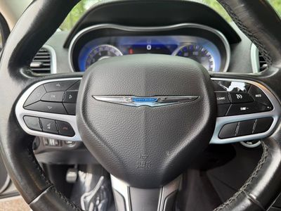 2021 Chrysler 300 - Photo 23