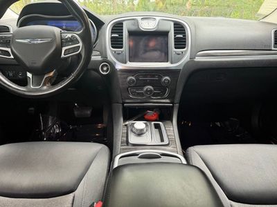 2021 Chrysler 300 - Photo 13