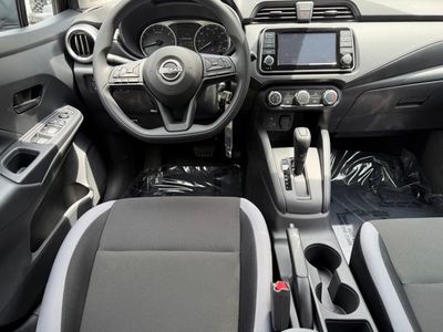 2025 Nissan Versa - Photo 12