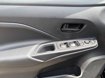 2025 Nissan Versa - Photo 14