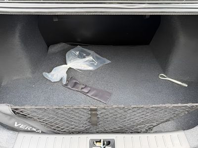 2025 Nissan Versa - Photo 6