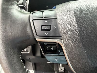 2025 Toyota Camry - Photo 23