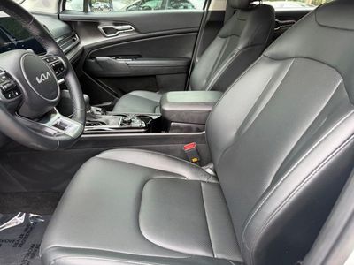 2025 Kia Sportage - Photo 16