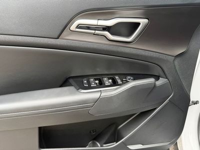 2025 Kia Sportage - Photo 13