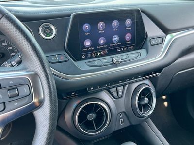2022 Chevrolet Blazer - Photo 14
