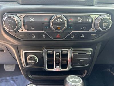 2021 Jeep Wrangler - Photo 25