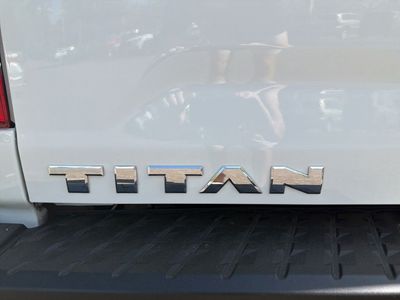 2024 Nissan Titan - Photo 7