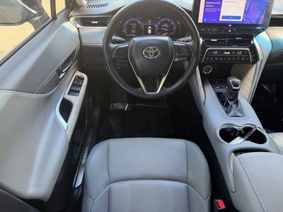 2024 Toyota Venza - Photo 15