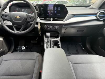2025 Chevrolet Trax - Photo 12