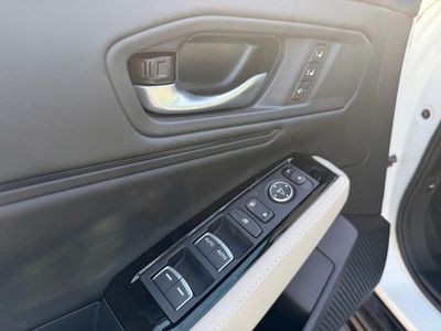 2026 Honda Accord Hybrid - Photo 12