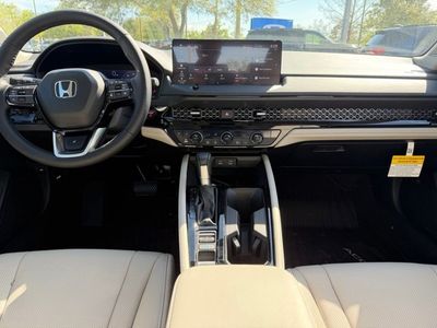 2026 Honda Accord Hybrid - Photo 8