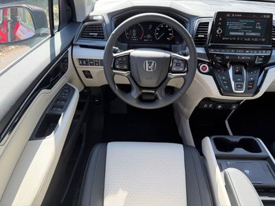 2026 Honda Odyssey - Photo 12