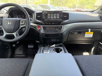 2026 Honda Ridgeline — photo 9 view