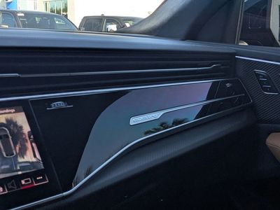 2024 Audi RS Q8 - Photo 32