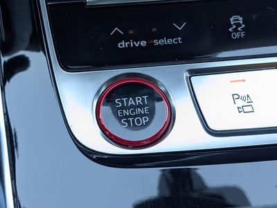 2024 Audi RS Q8 - Photo 31