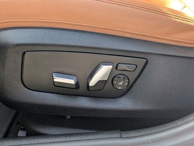 2023 BMW 5 Series - Photo 18