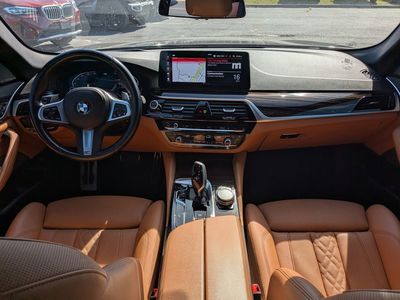 2023 BMW 5 Series - Photo 13