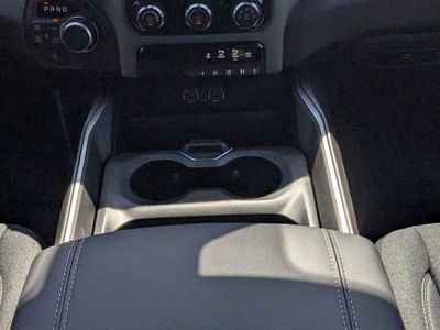 2026 Ram 1500 — photo 17 view