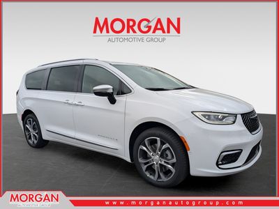 2026 Chrysler Pacifica Pinnacle in White — front three-quarter view