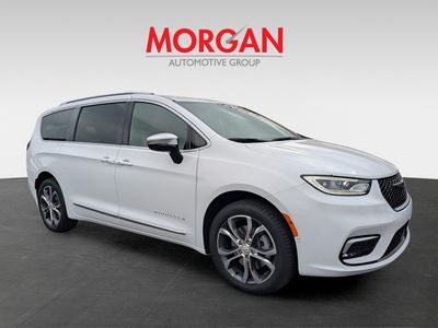 2026 Chrysler Pacifica — side profile view