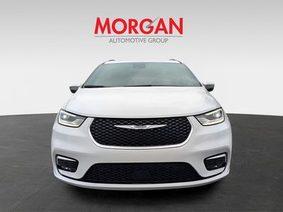 2026 Chrysler Pacifica — photo 9 view