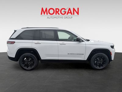 2026 Jeep Grand Cherokee - Photo 3