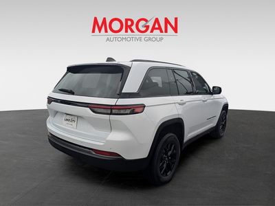 2026 Jeep Grand Cherokee - Photo 4