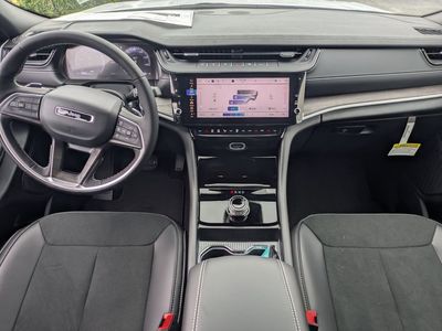2026 Jeep Grand Cherokee - Photo 17