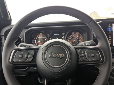 2026 Jeep Gladiator — photo 21 view