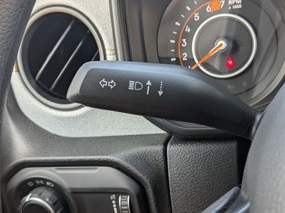 2026 Jeep Wrangler - Photo 25