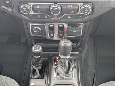 2026 Jeep Wrangler — photo 19 view