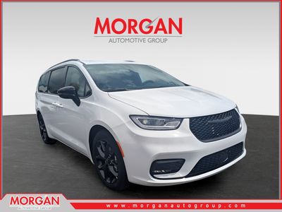 2026 Chrysler Pacifica - Photo 1