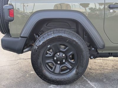 2026 Jeep Wrangler - Photo 12