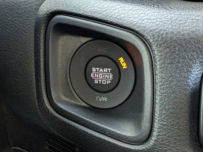 2026 Jeep Wrangler - Photo 24
