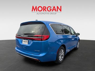 2026 Chrysler Pacifica - Photo 4