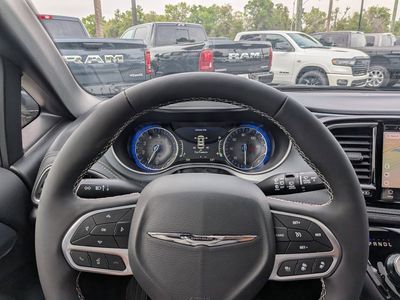 2026 Chrysler Pacifica - Photo 31