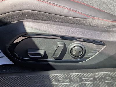 2026 Dodge Charger — photo 18 view