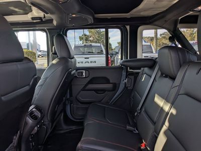 2026 Jeep Wrangler - Photo 12