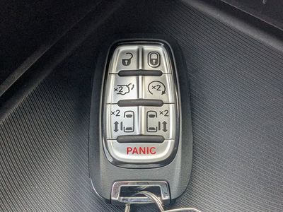 2026 Chrysler Pacifica — photo 32 view