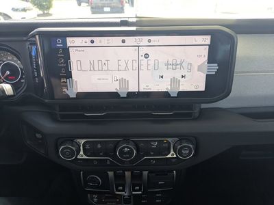 2026 Jeep Wrangler — photo 13 view