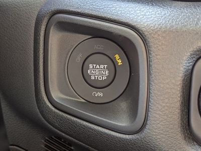 2026 Jeep Wrangler — photo 30 view