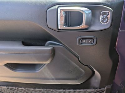 2026 Jeep Wrangler - Photo 24