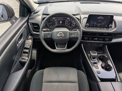 2025 Nissan Rogue - Photo 16