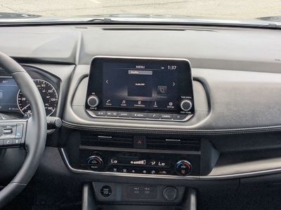 2025 Nissan Rogue - Photo 17