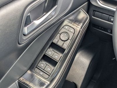 2025 Nissan Rogue - Photo 21
