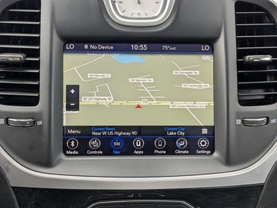 2023 Chrysler 300 - Photo 26