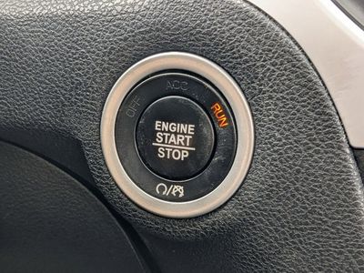 2023 Chrysler 300 - Photo 25